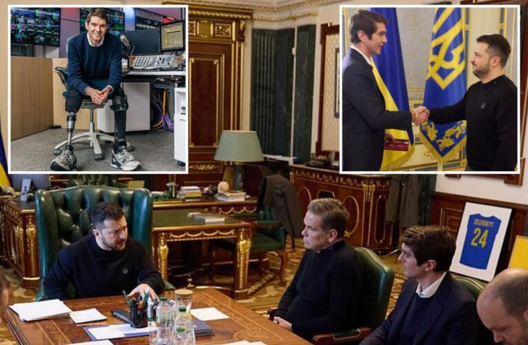 President Zelensky praises reporters, after Fox CEO Lachlan Murdoch visits Ukraine