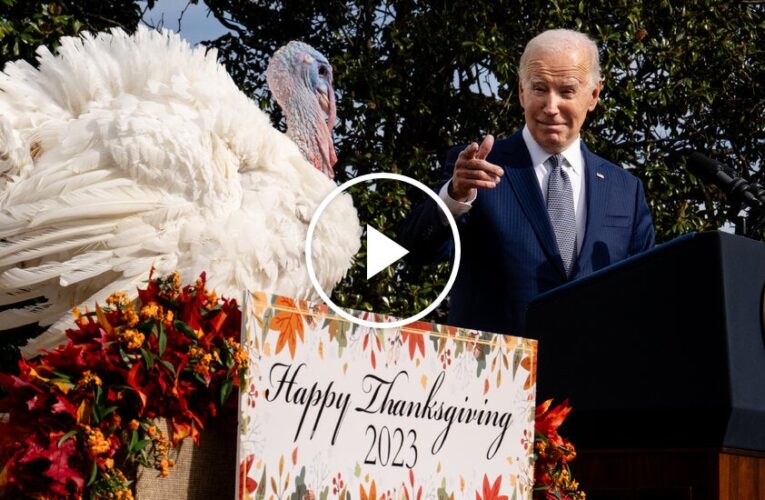 Video: Biden Pardons Turkeys in Annual Thanksgiving Tradition