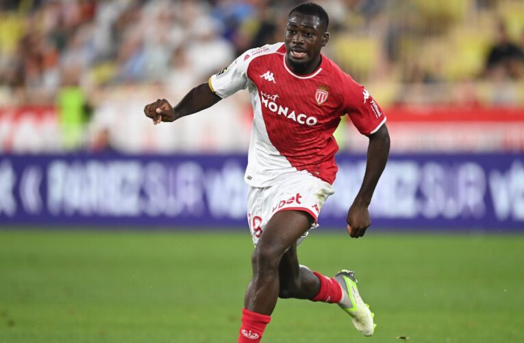 Man Utd 'monitoring' Fofana as possible replacement for Casemiro – Paper Round