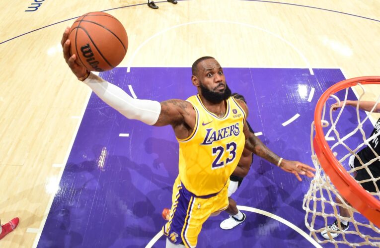 'He took over' – LeBron hailed after breaking Lakers losing streak to Clippers