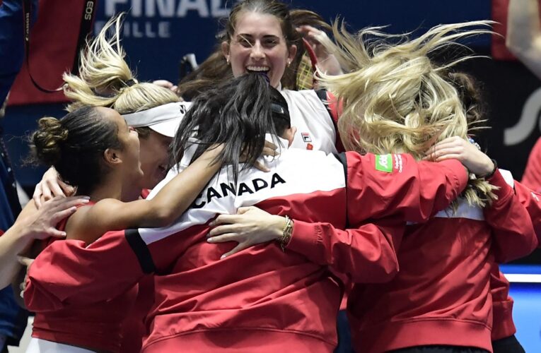 Leylah Fernandez stars as Canada defeat Czechia to set up Billie Jean King Cup final against Italy