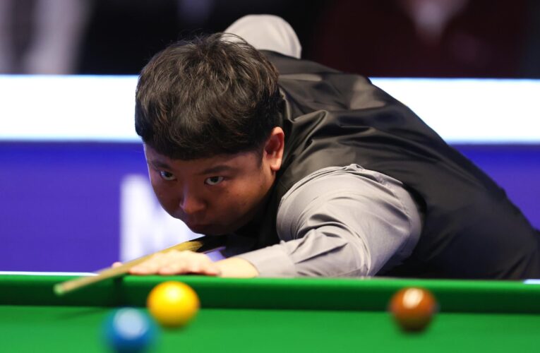 UK Championship 2023 – Zhang Anda stuns Luca Brecel to reach quarter-finals, Hossein Vafaei wins through