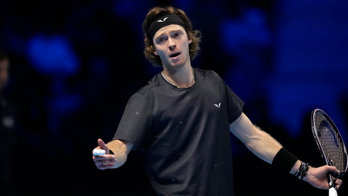 Andrey Rublev reacts