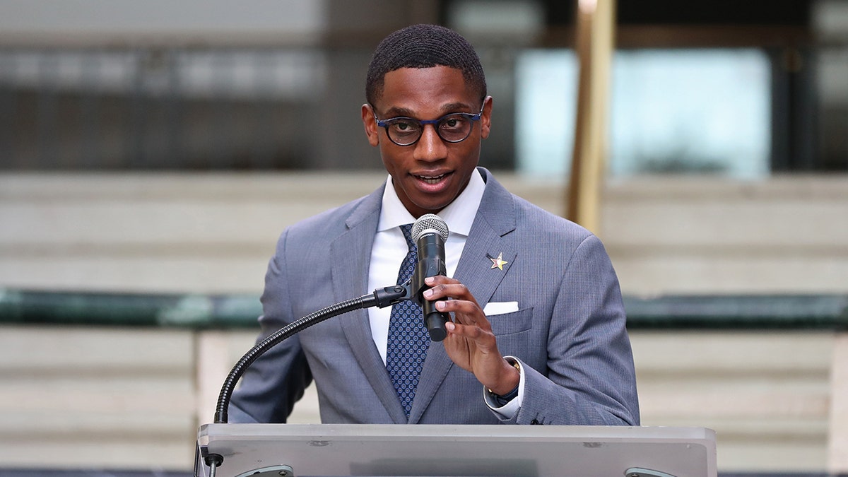 Mayor Bibb speaking into a microphone