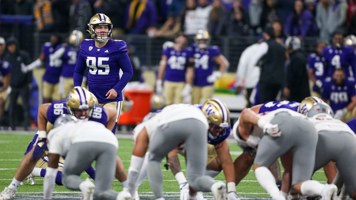 Grady Gross sets up for the game-winning field goal