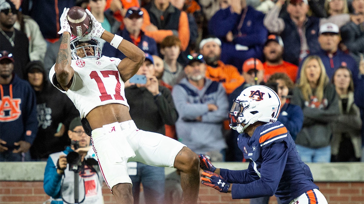 Isaiah Bond catches a touchdown