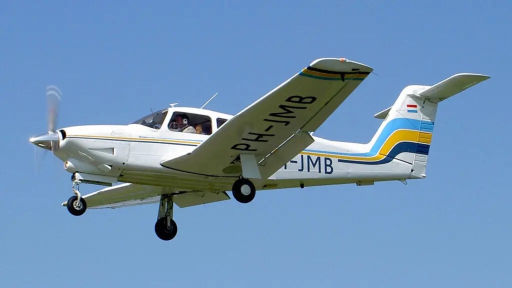 Piper plane