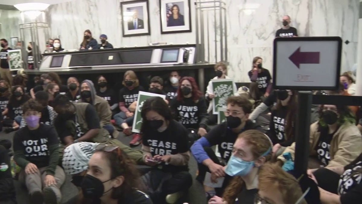 Sit-in at the Oakland Federal Building