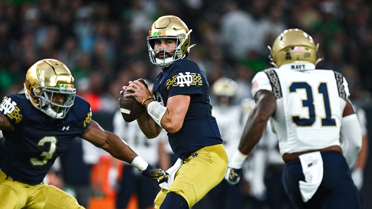 Sam Hartman looks to throw