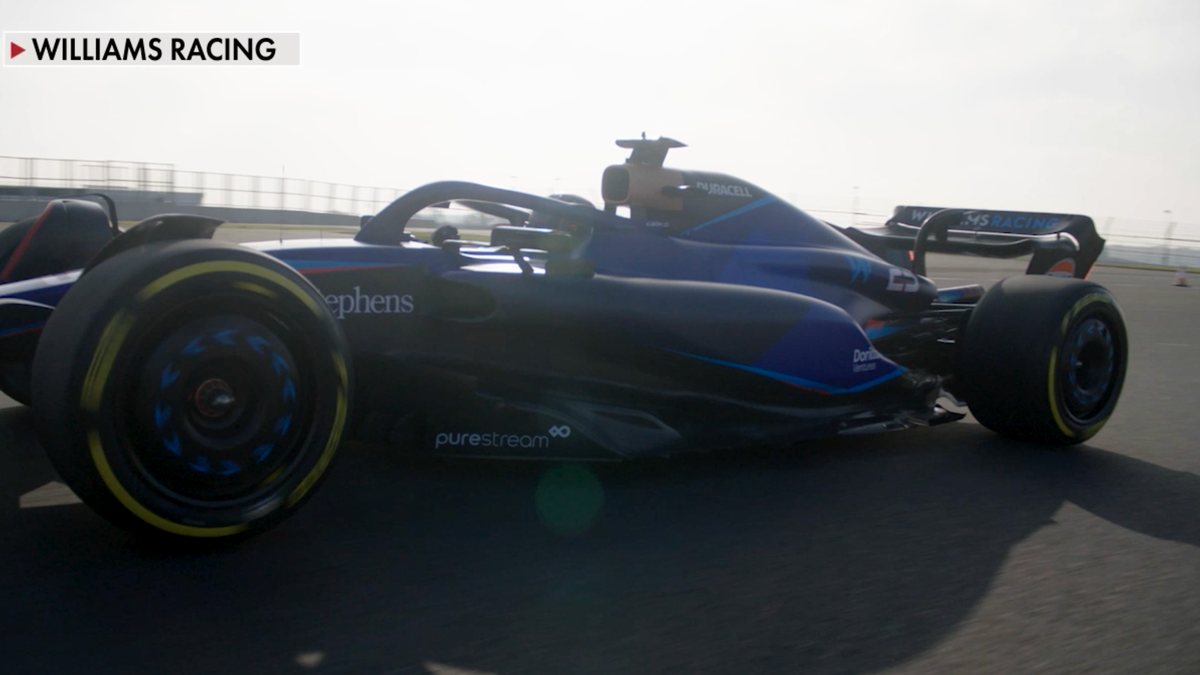 Williams Racing's Alex Albon driving around a track.