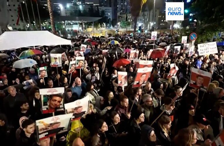 Thousands rally in Tel Aviv in protest against Israeli government