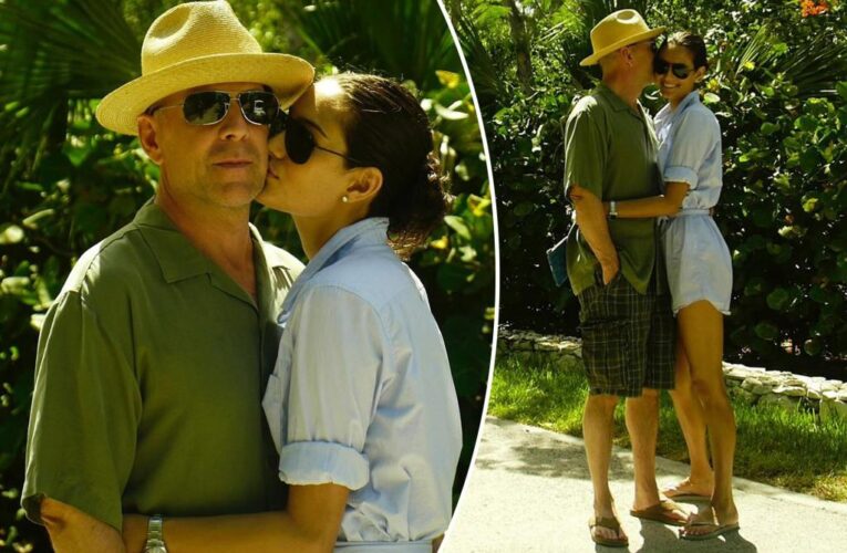Bruce Willis’ wife posts 16-year anniversary photos amid dementia battle
