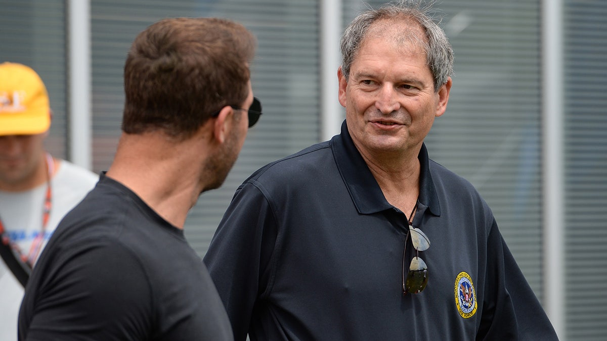 Bernie Kosar at Browns camp