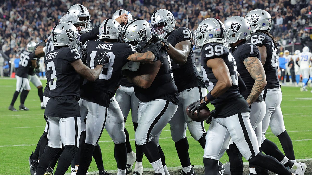 Raiders defense celebrates