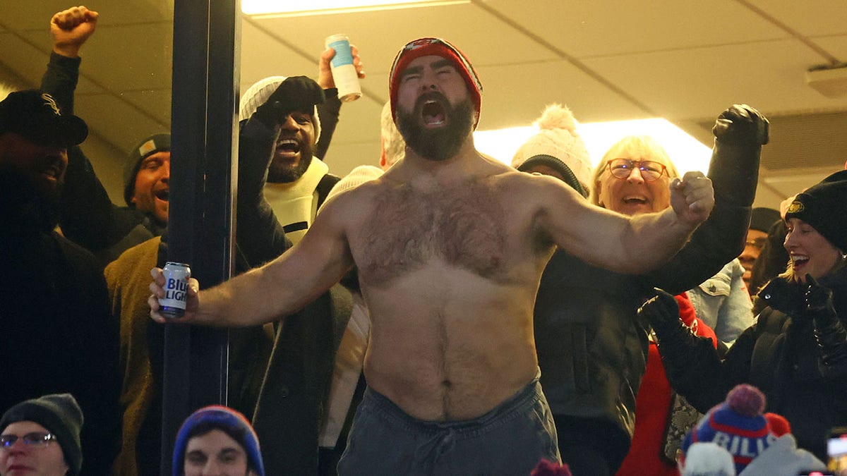 Jason Kelce goes wild