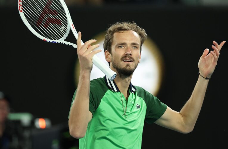 Australian Open: Daniil Medvedev nets astonishing comeback win over Alexander Zverev to set up Jannik Sinner final