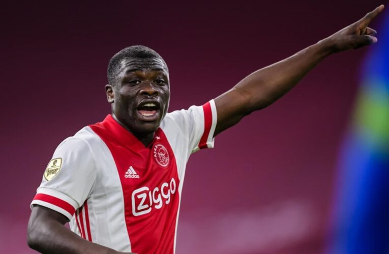 Man Utd and Arsenal to battle for Ajax forward Brobbey – Paper Round