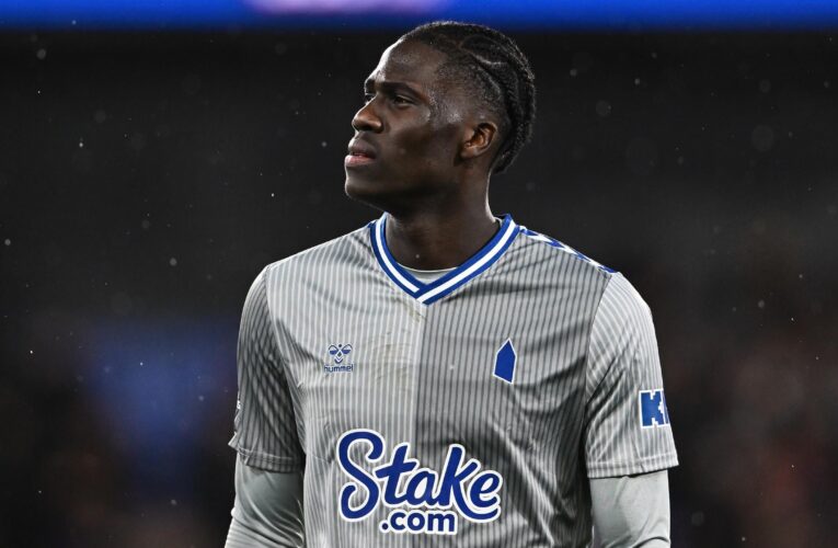Barcelona face battle with Manchester United, Arsenal and Chelsea for Amadou Onana – Paper Round