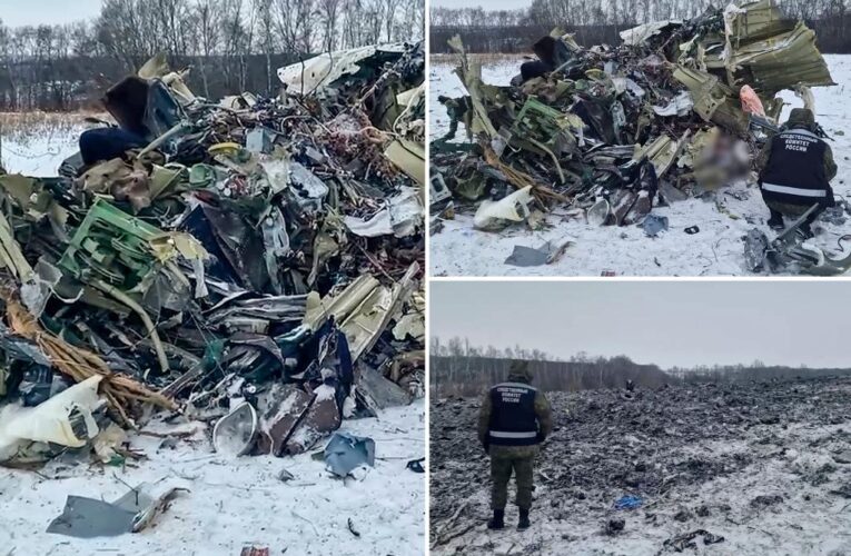 Top Russian officials ordered not to fly on doomed plane