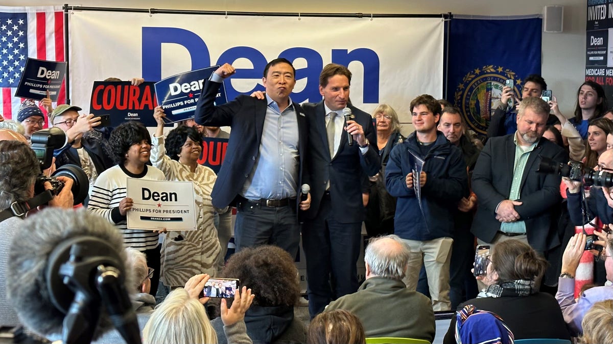 Andrew Yang endorses Dean Phillips