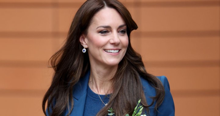 Kate Middleton hospitalized for up to 14 days after abdominal surgery