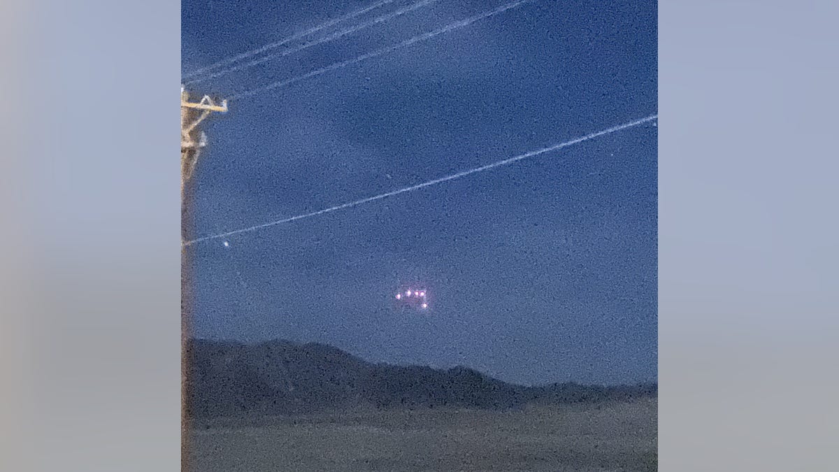 UFO/UAP snapped in skies over Nevada