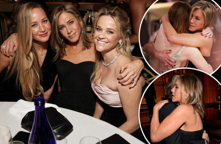 Jennifer Aniston leans on her friends (seemingly all of Hollywood) at first awards show after Matthew Perry’s death