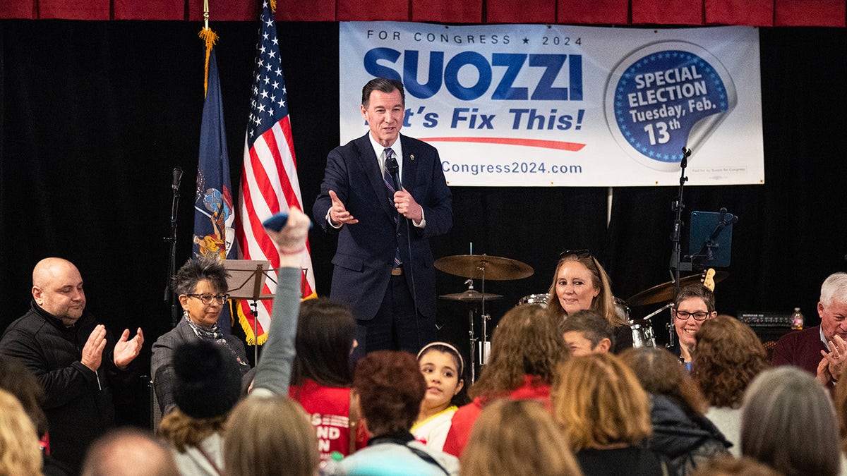 Tom Suozzi