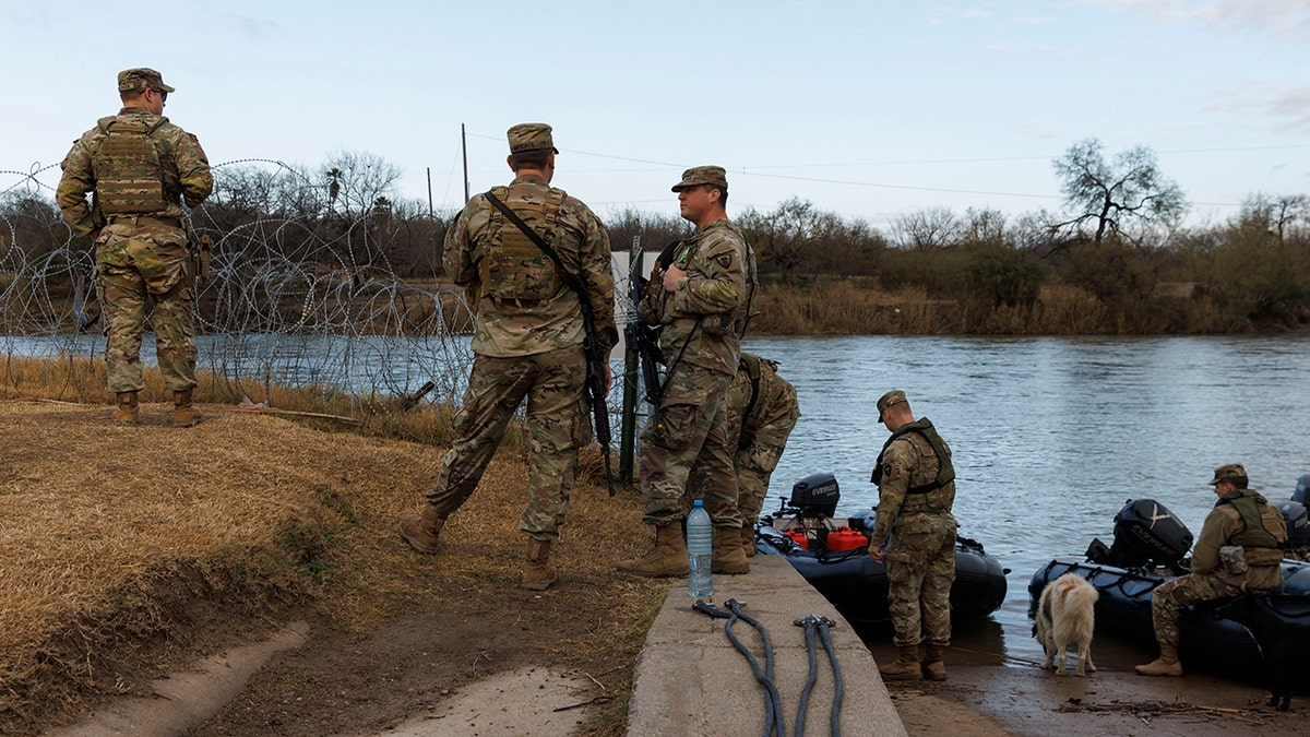 Texas National Guard soldiers