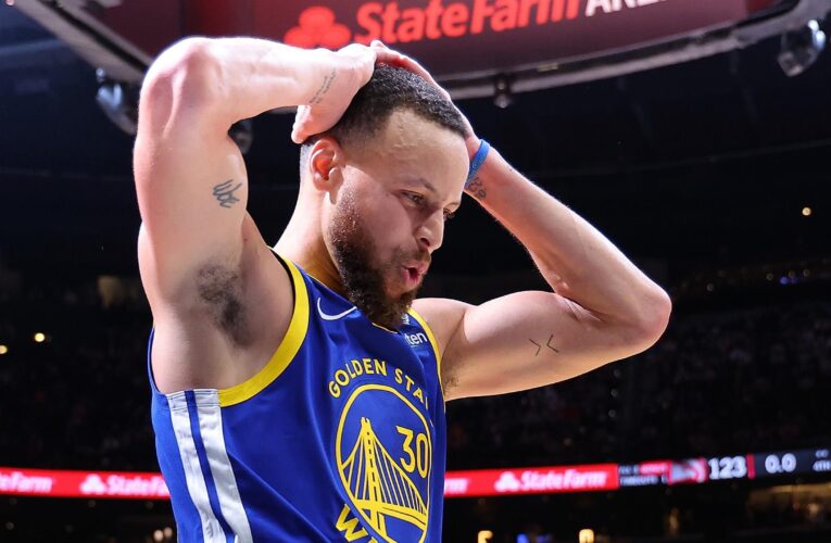Warriors lose to Hawks despite 60-point Curry, Lakers end Knicks winning streak