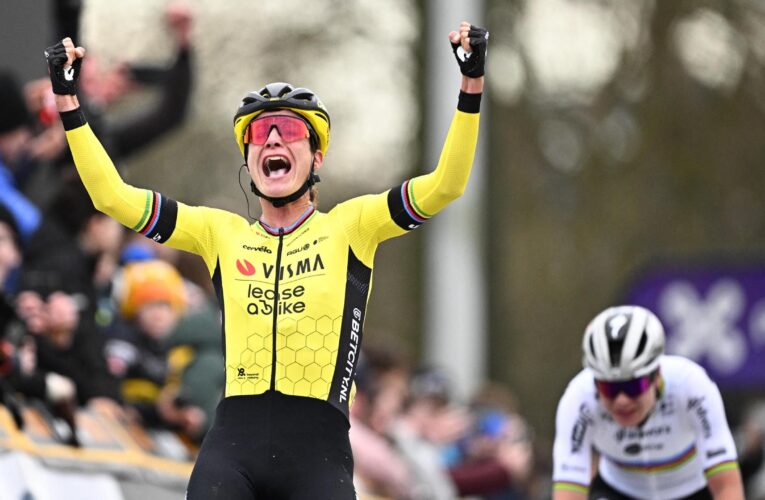 Marianne Vos pips Lotte Kopecky to clinch first ever Omloop Het Nieuwsblad title, Elisa Longo Borghini third