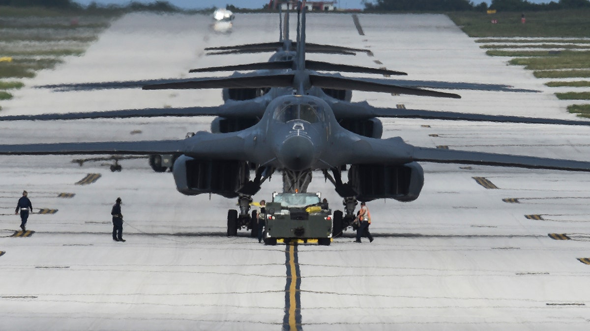 Four B-1B Lancers