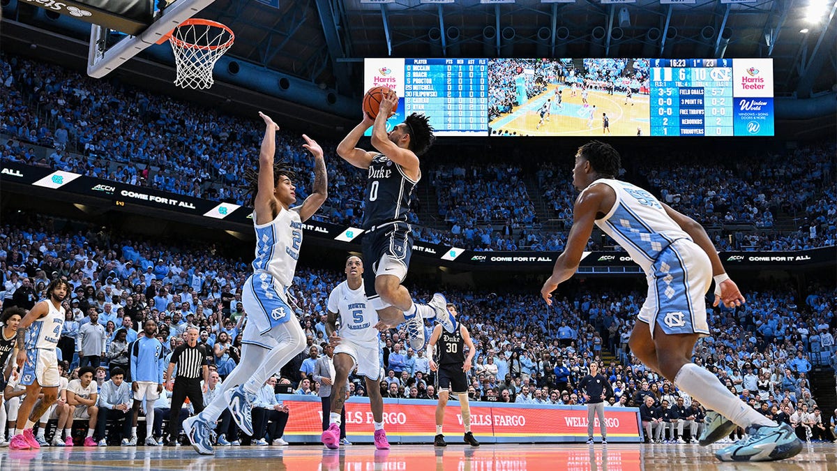 Jared McCain shoots against North Carolina