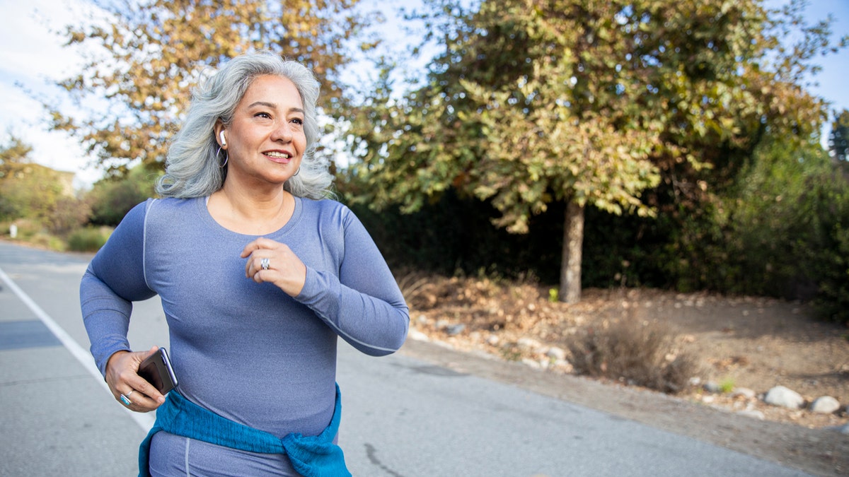 woman jogging