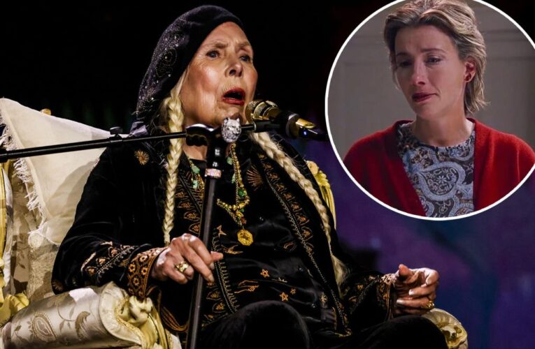 ‘Love Actually’ scene goes viral after Joni Mitchell’s stunning Grammys performance