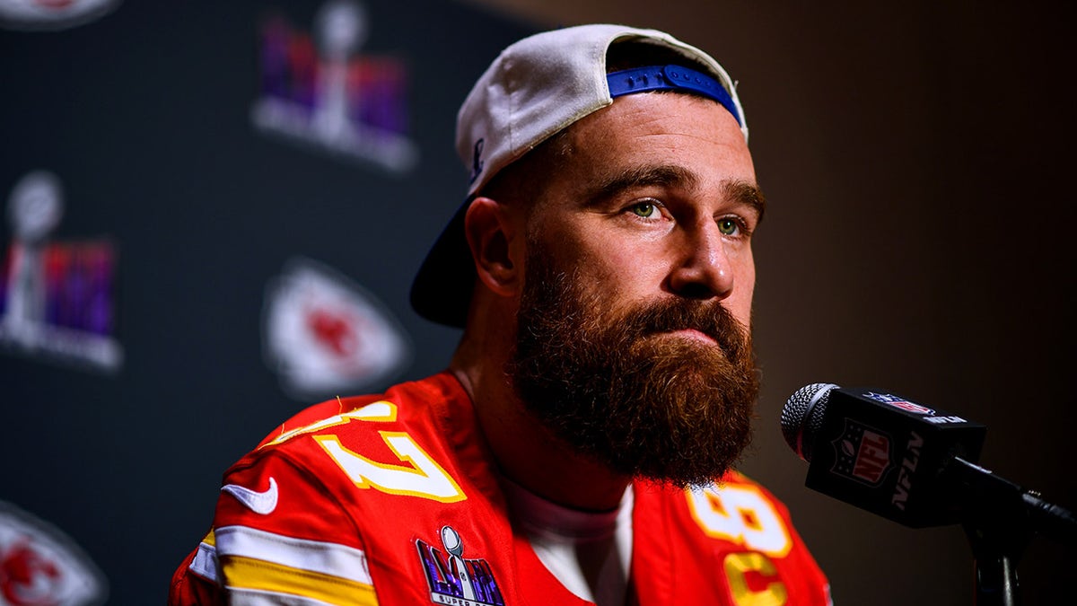 Travis Kelce at a SB presser