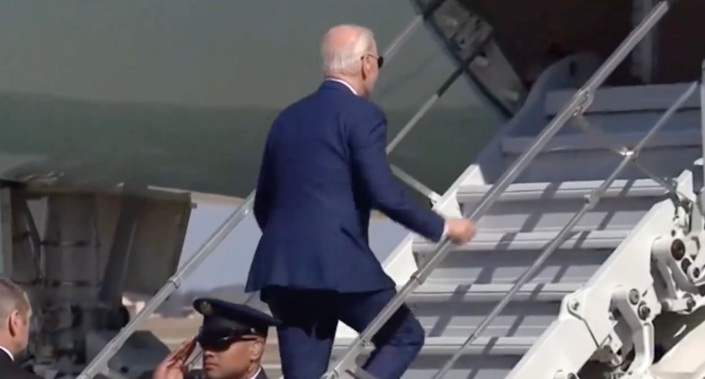 The 81-year-old president tripped as he walked up the shorter staircase. 