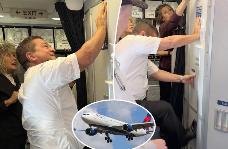 Passenger stuck in airplane toilet for 35 minutes — gets rescued by unlikely savior