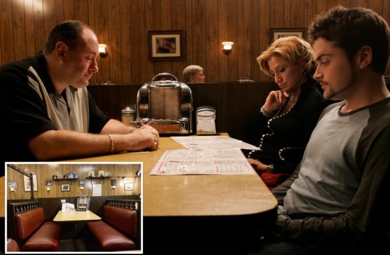 ‘Sopranos’ booth featured in last episode sold for over $82K at auction