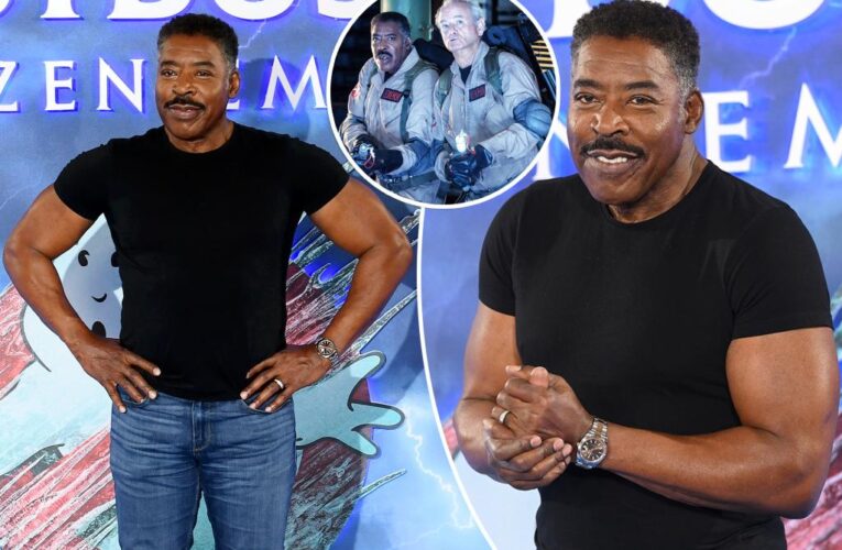 ‘Ghostbusters’ star Ernie Hudson, 78, goes viral for body