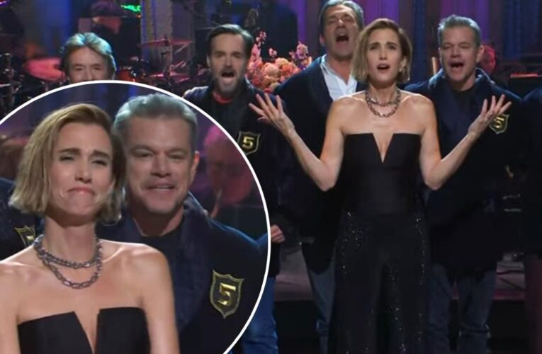 Ryan Gosling, Paul Rudd, Matt Damon and others join Kristen Wiig on ‘SNL’