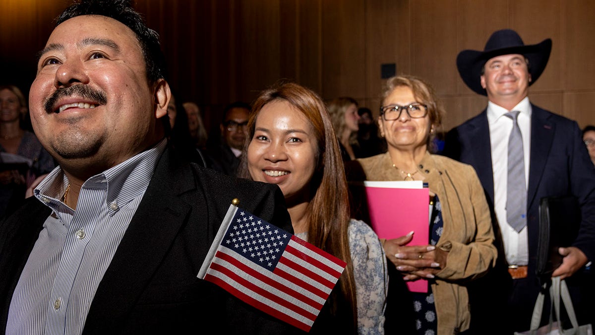 Naturalization ceremony in Wyoming