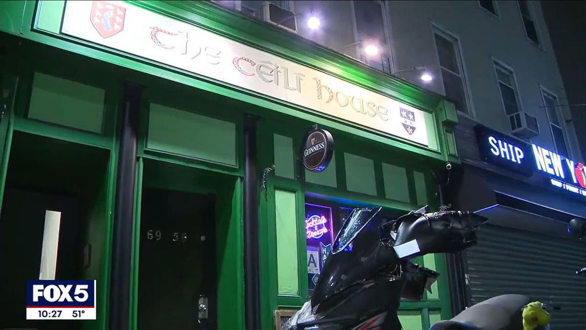 Ceili house bar